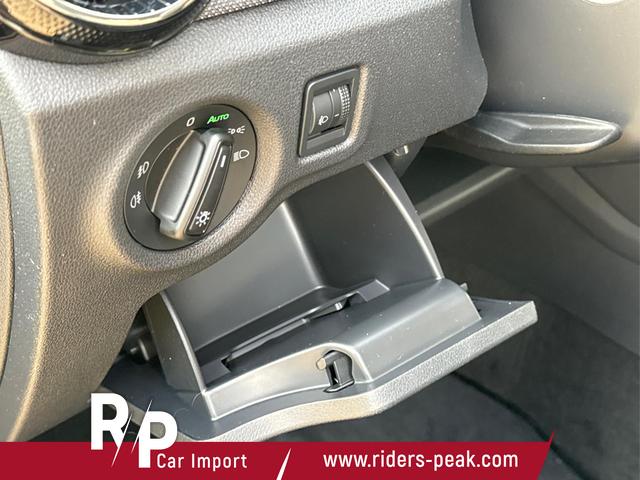 Skoda / Fabia / / / / 5J.Gar+SmartLink+SHZ+PDC+KLIMA