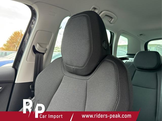 Skoda / Karoq / Schwarz / / / AHK+KAMERA+EL. HECKKL.+SHZ+ACC+KESSY+18''ALU