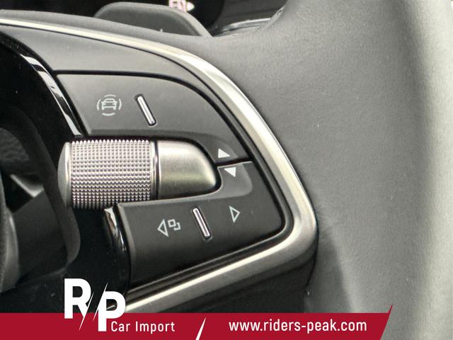 Skoda / Karoq / Schwarz / / / AHK+KAMERA+EL. HECKKL.+SHZ+ACC+KESSY+18''ALU