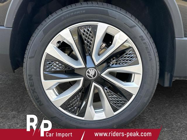 Skoda / Karoq / Schwarz / / / AHK+el.HECKKLAPPE+KAMERA+PDC+KESSY+ACC