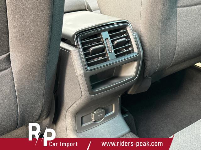 Skoda / Karoq / Schwarz / / / AHK+el.HECKKLAPPE+KAMERA+PDC+KESSY+ACC