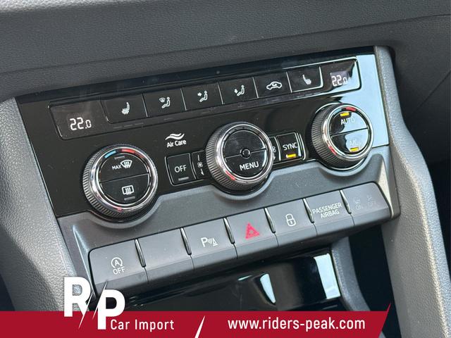 Skoda / Karoq / Schwarz / / / AHK+el.HECKKLAPPE+KAMERA+PDC+KESSY+ACC