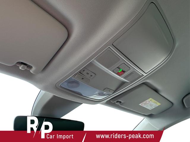 Skoda / Karoq / Schwarz / / / AHK+el.HECKKLAPPE+KAMERA+PDC+KESSY+ACC