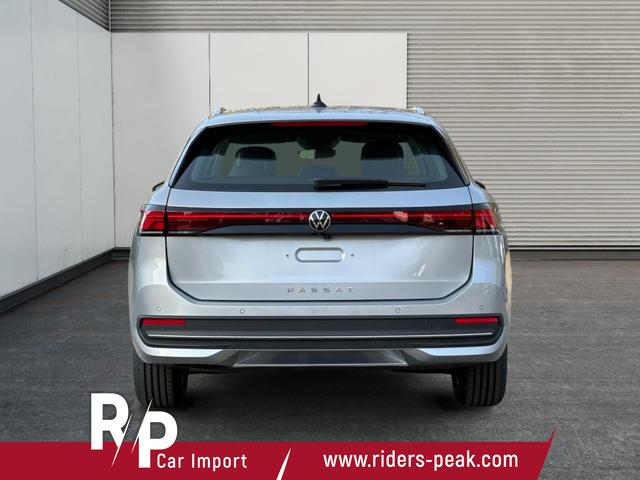 Volkswagen / Passat Variant / Silber / / / DSG+AHK+PANO+NAVI+ACC+KAMERA+LED+MASSAGE