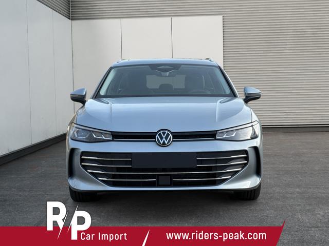 Volkswagen / Passat Variant / Silber / / / DSG+AHK+PANO+NAVI+ACC+KAMERA+LED+MASSAGE