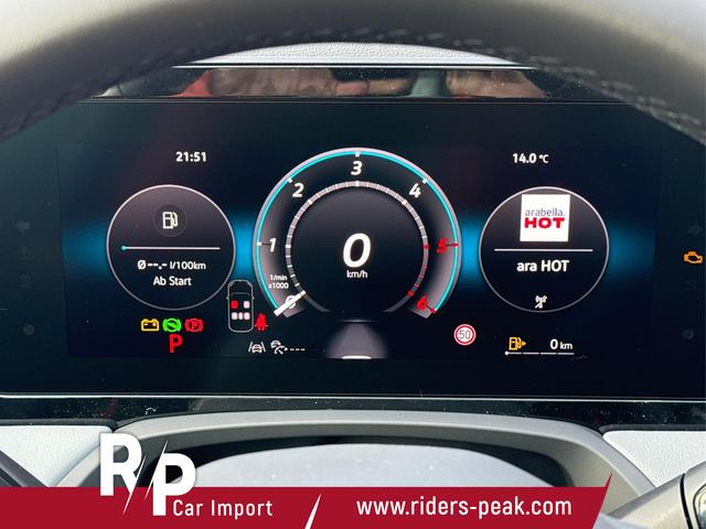 Volkswagen / Passat Variant / Silber / / / DSG+AHK+PANO+NAVI+ACC+KAMERA+LED+MASSAGE