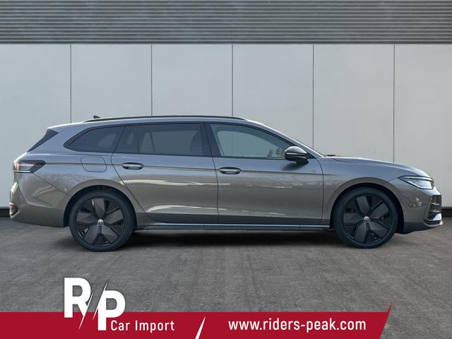 Volkswagen / Passat Variant / Grau / / / AHK+PANO+NAVI+Head-UP+Matrix-LED+ACC