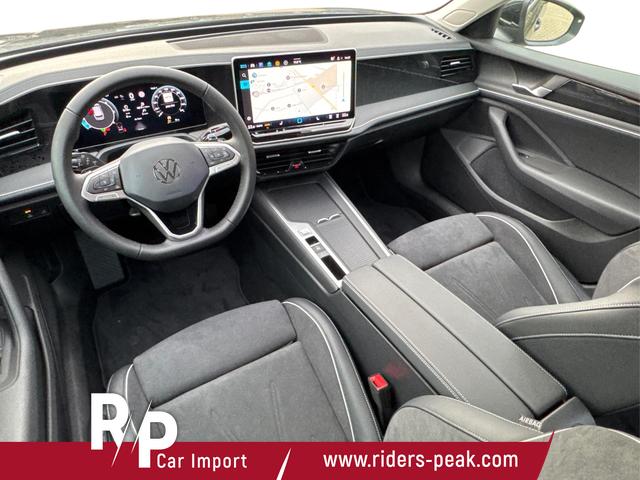 Volkswagen / Passat Variant / Schwarz / / / DSG+AHK+MASSAGE+NAVI+ACC+KAMERA+LED+17 ALU