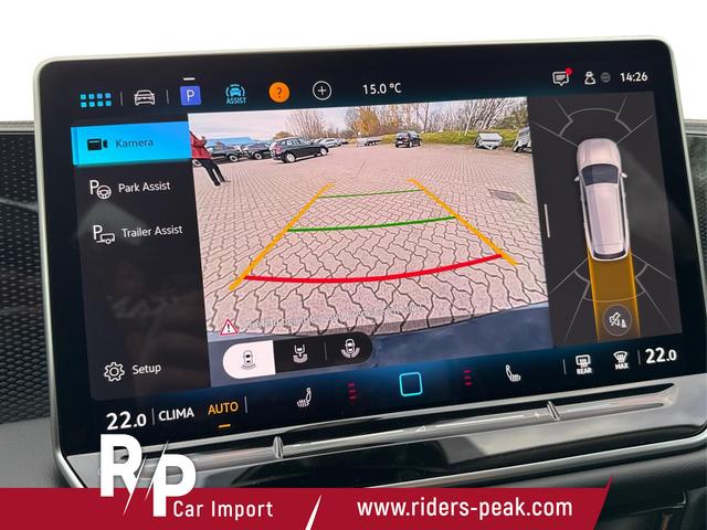 Volkswagen / Passat Variant / Schwarz / / / DSG+AHK+MASSAGE+NAVI+ACC+KAMERA+LED+17 ALU