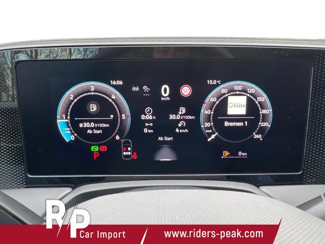 Volkswagen / Passat Variant / Grau / / / DSG+AHK+MASSAGE+NAVI+ACC+KAMERA+LED+17 ALU