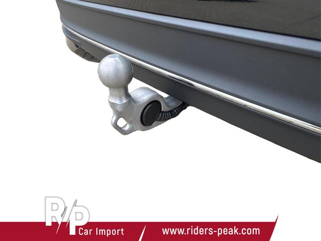 Volkswagen / Passat Variant / Schwarz / / / DSG+AHK+MASSAGE+NAVI+ACC+KAMERA+LED+17 ALU