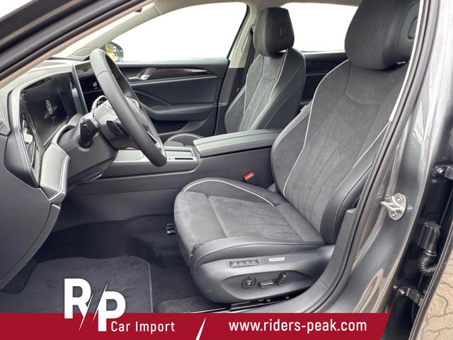 Volkswagen / Passat Variant / Grau / / / DSG+AHK+MASSAGE+NAVI+ACC+KAMERA+LED+17 ALU