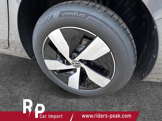 Volkswagen / Passat Variant / Grau / / / DSG+AHK+MASSAGE+NAVI+ACC+KAMERA+LED+17 ALU