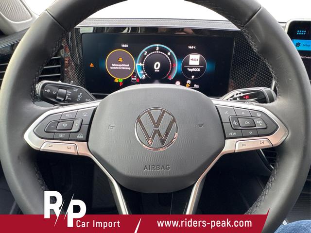 Volkswagen / Passat Variant / Silber / / / DSG+AHK+MASSAGE+NAVI+ACC+KAMERA+LED+17 ALU