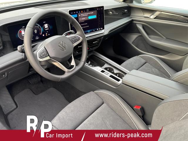 Volkswagen / Passat Variant / Silber / / / DSG+AHK+MASSAGE+NAVI+ACC+KAMERA+LED+17 ALU