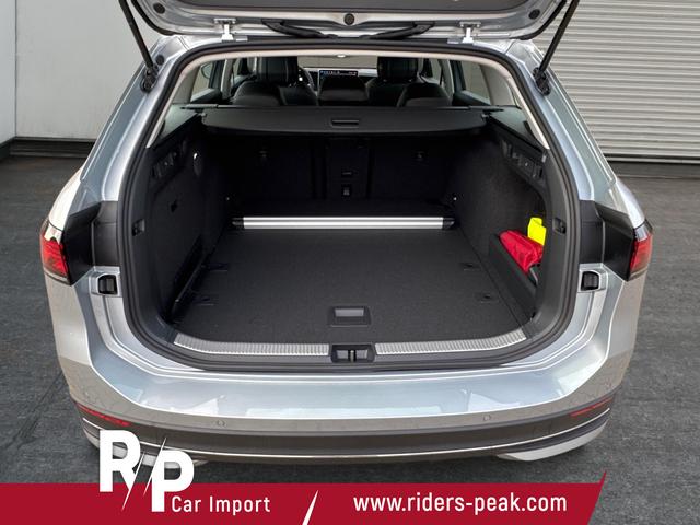 Volkswagen / Passat Variant / Silber / / / DSG+AHK+MASSAGE+NAVI+ACC+KAMERA+LED+17 ALU