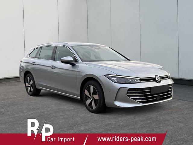Volkswagen / Passat Variant / Silber / / / DSG+AHK+MASSAGE+NAVI+ACC+KAMERA+LED+17 ALU