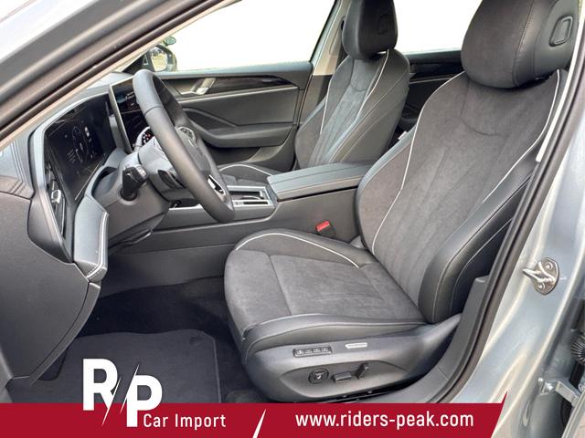 Volkswagen / Passat Variant / Silber / / / DSG+AHK+MASSAGE+NAVI+ACC+KAMERA+LED+17 ALU