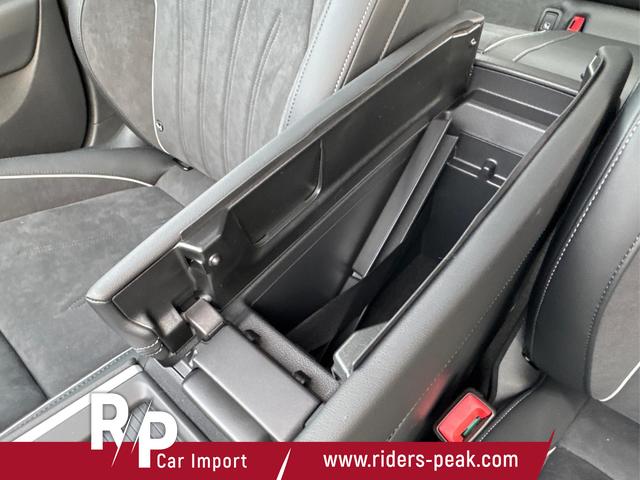 Volkswagen / Passat Variant / Silber / / / DSG+AHK+MASSAGE+NAVI+ACC+KAMERA+LED+17 ALU