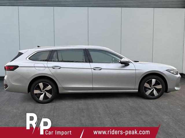 Volkswagen / Passat Variant / Silber / / / DSG+AHK+MASSAGE+NAVI+ACC+KAMERA+LED+17 ALU