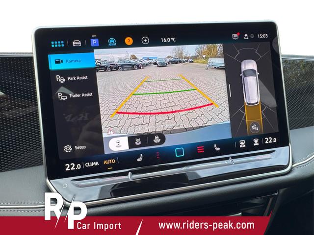 Volkswagen / Passat Variant / Silber / / / DSG+AHK+MASSAGE+NAVI+ACC+KAMERA+LED+17 ALU