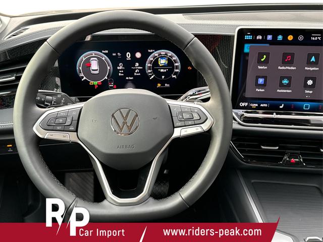 Volkswagen / Passat Variant / Grau / / / DSG+AHK+MASSAGE+NAVI+ACC+KAMERA+LED+17 ALU