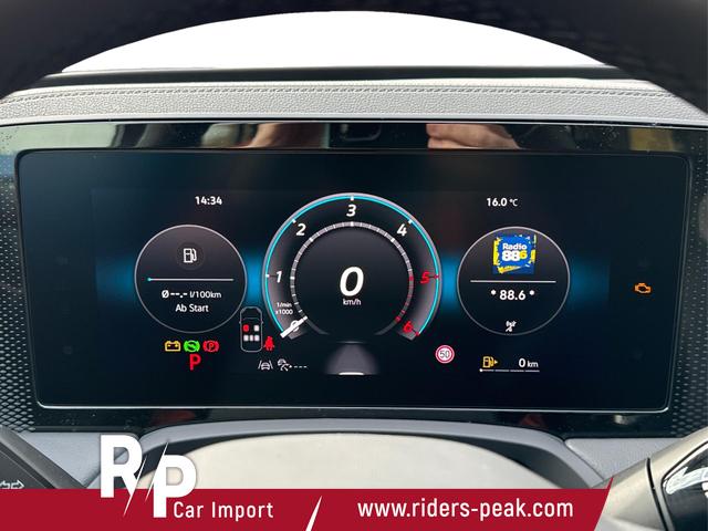 Volkswagen / Passat Variant / Grau / / / DSG+AHK+MASSAGE+NAVI+ACC+KAMERA+LED+17 ALU