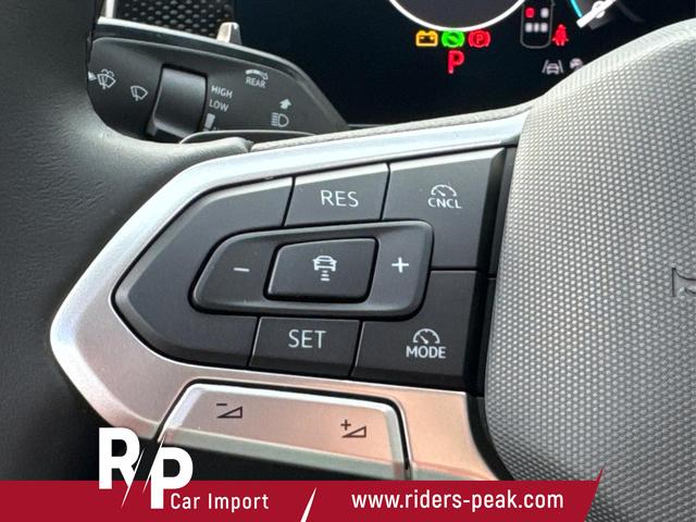 Volkswagen / Passat Variant / Grau / / / DSG+AHK+MASSAGE+NAVI+ACC+KAMERA+LED+17 ALU