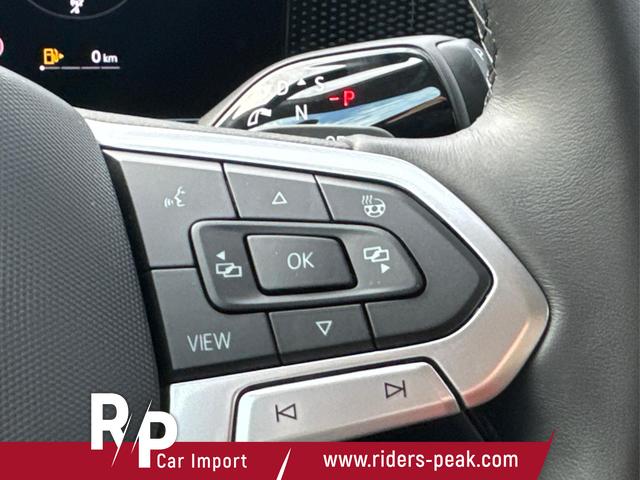 Volkswagen / Passat Variant / Grau / / / DSG+AHK+MASSAGE+NAVI+ACC+KAMERA+LED+17 ALU