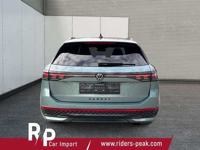 Volkswagen / Passat Variant / Gr&uuml;n / / / 4WD+BLACK+PANO+AHK+DCC+MATRIX+HARMAN