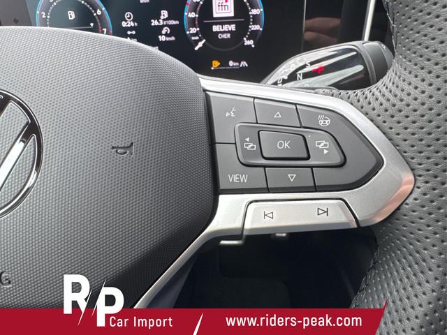 Volkswagen / Passat Variant / Gr&uuml;n / / / 4WD+BLACK+PANO+AHK+DCC+MATRIX+HARMAN