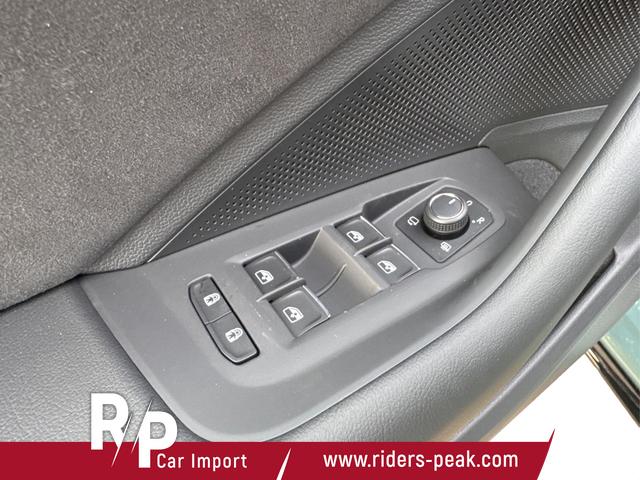 Volkswagen / Passat Variant / Gr&uuml;n / / / 4WD+BLACK+PANO+AHK+DCC+MATRIX+HARMAN