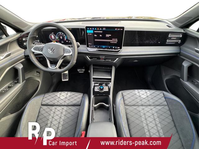 Volkswagen Tiguan R-Line People PLUG-IN+PANO+AHK+HD MATRIX+NAVI+BLACK STYLE+20" LM+ACC 