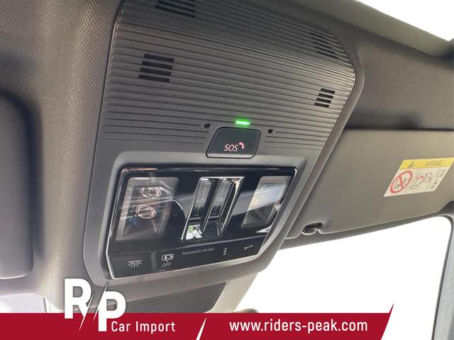 Volkswagen Tiguan R-Line People PLUG-IN+PANO+AHK+HD MATRIX+NAVI+BLACK STYLE+20" LM+ACC 