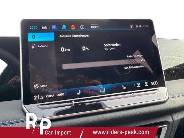 Volkswagen Tiguan R-Line People PLUG-IN+PANO+AHK+HD MATRIX+NAVI+BLACK STYLE+20" LM+ACC 