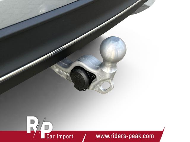 Volkswagen / Passat Variant / Silber / / / DSG+AHK+PANO+NAVI+ACC+KAMERA+LED+MASSAGE