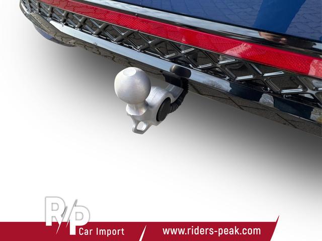 Volkswagen / Passat Variant / Blau / / / 4WD+BLACK+PANO+AHK+DCC+MATRIX+HARMAN