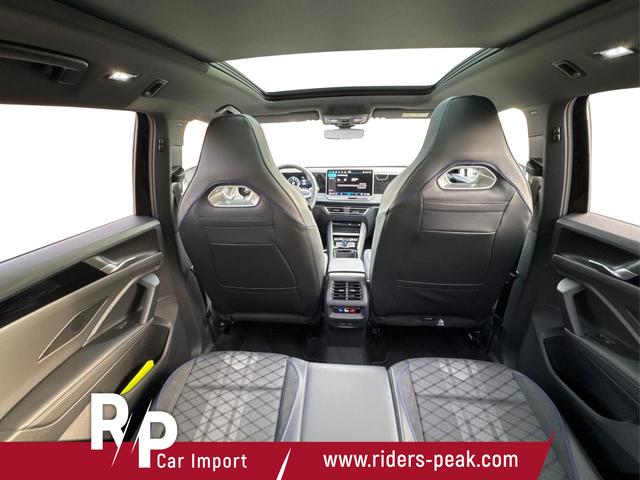 Volkswagen Tiguan R-Line People PLUG-IN+PANO+AHK+HD MATRIX+NAVI+BLACK STYLE+20" LM+ACC 