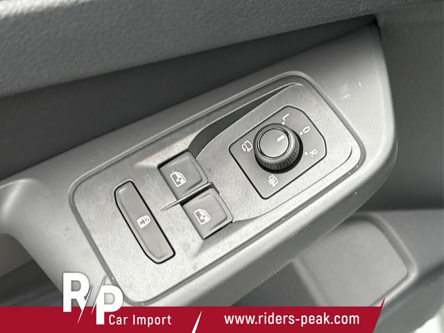 Volkswagen / Caddy / / / / NAVI+AHK+ACC+SHZ+KAMERA+LED+PDC