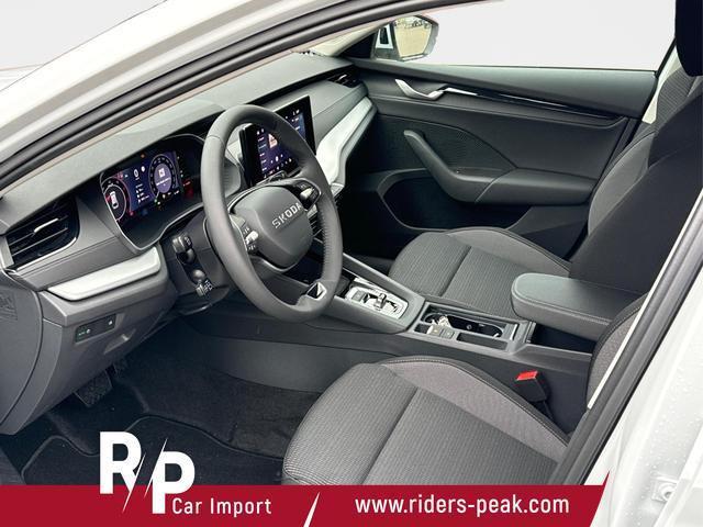 Skoda / Octavia Combi / Wei&szlig; / / / AHK+KAMERA+ACC+EL. HECKKL+SHZ