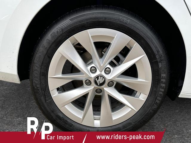 Skoda / Octavia Combi / Wei&szlig; / / / AHK+KAMERA+ACC+EL. HECKKL+SHZ