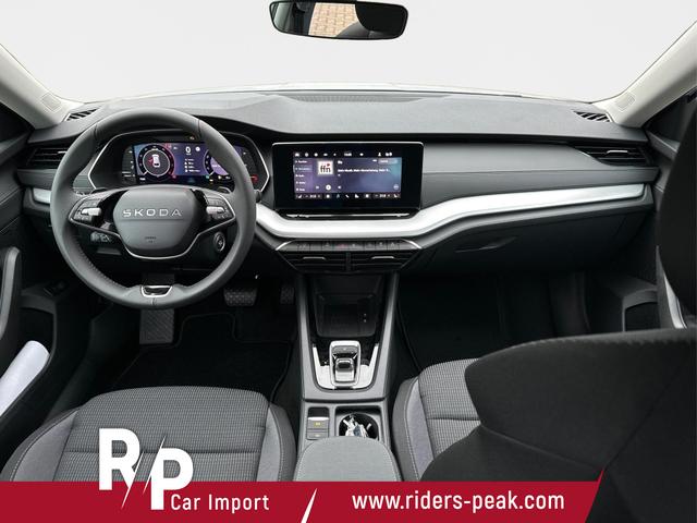 Skoda / Octavia Combi / Wei&szlig; / / / AHK+KAMERA+ACC+EL. HECKKL+SHZ