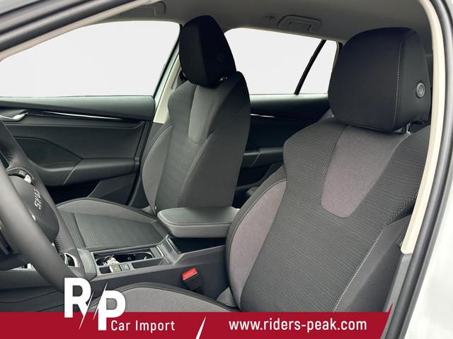 Skoda / Octavia Combi / Wei&szlig; / / / AHK+KAMERA+ACC+EL. HECKKL+SHZ