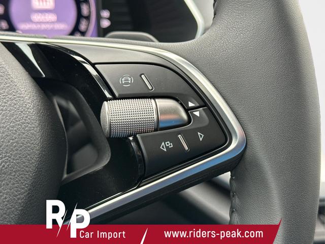 Skoda / Octavia Combi / Wei&szlig; / / / AHK+KAMERA+ACC+EL. HECKKL+SHZ