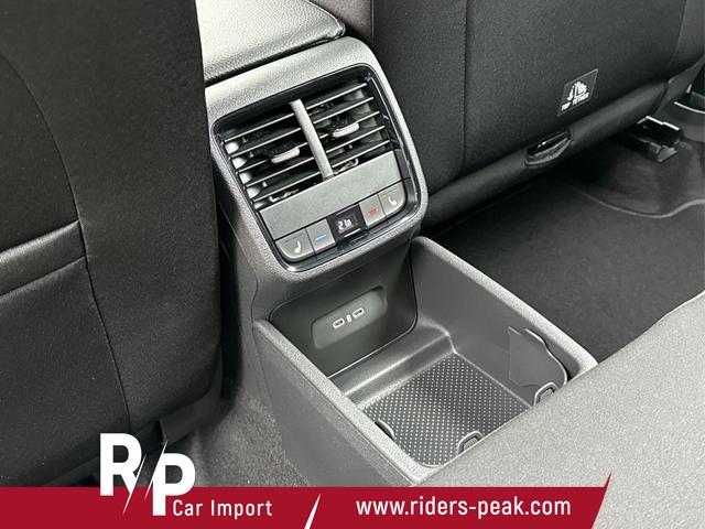 Skoda / Octavia Combi / Wei&szlig; / / / AHK+KAMERA+ACC+EL. HECKKL+SHZ