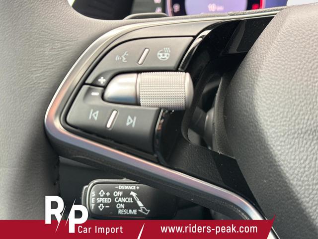 Skoda / Octavia Combi / Wei&szlig; / / / AHK+KAMERA+ACC+EL. HECKKL+SHZ