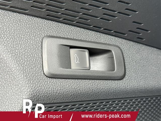 Skoda / Octavia Combi / Wei&szlig; / / / AHK+KAMERA+ACC+EL. HECKKL+SHZ