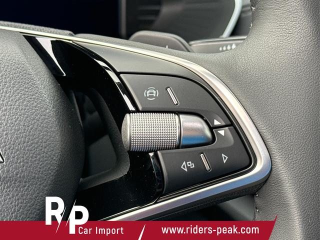 Skoda / Octavia Combi / Schwarz / / / AHK+KAMERA+ACC+EL. HECKKL+SHZ