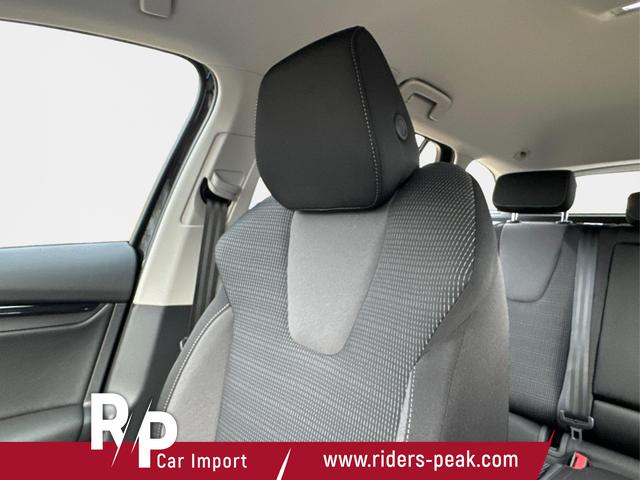 Skoda / Octavia Combi / Schwarz / / / AHK+KAMERA+ACC+EL. HECKKL+SHZ