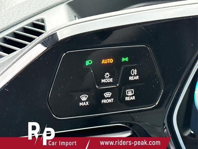 Volkswagen / Caddy / / / / 4x4+NAVI+AHK+ACC+SHZ+KAMERA+LED+PDC